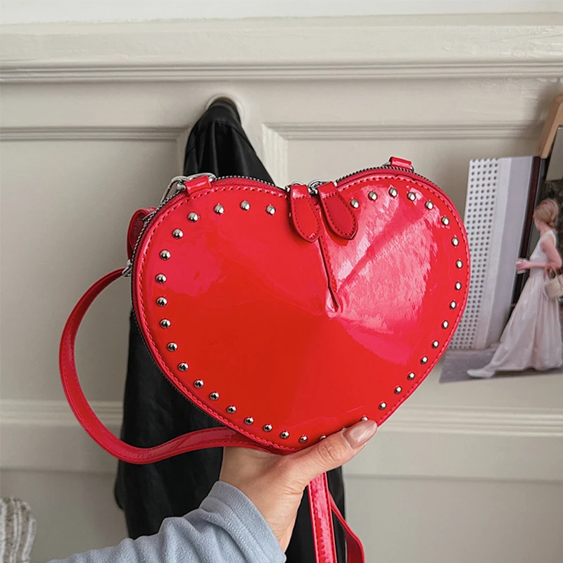 

Love Heart Bag Red Wedding Purse Women 2026 Fashion Y2K Designer Shoulder Bag Pu Leather Rivet Crossbody Bag crocodile Handbag