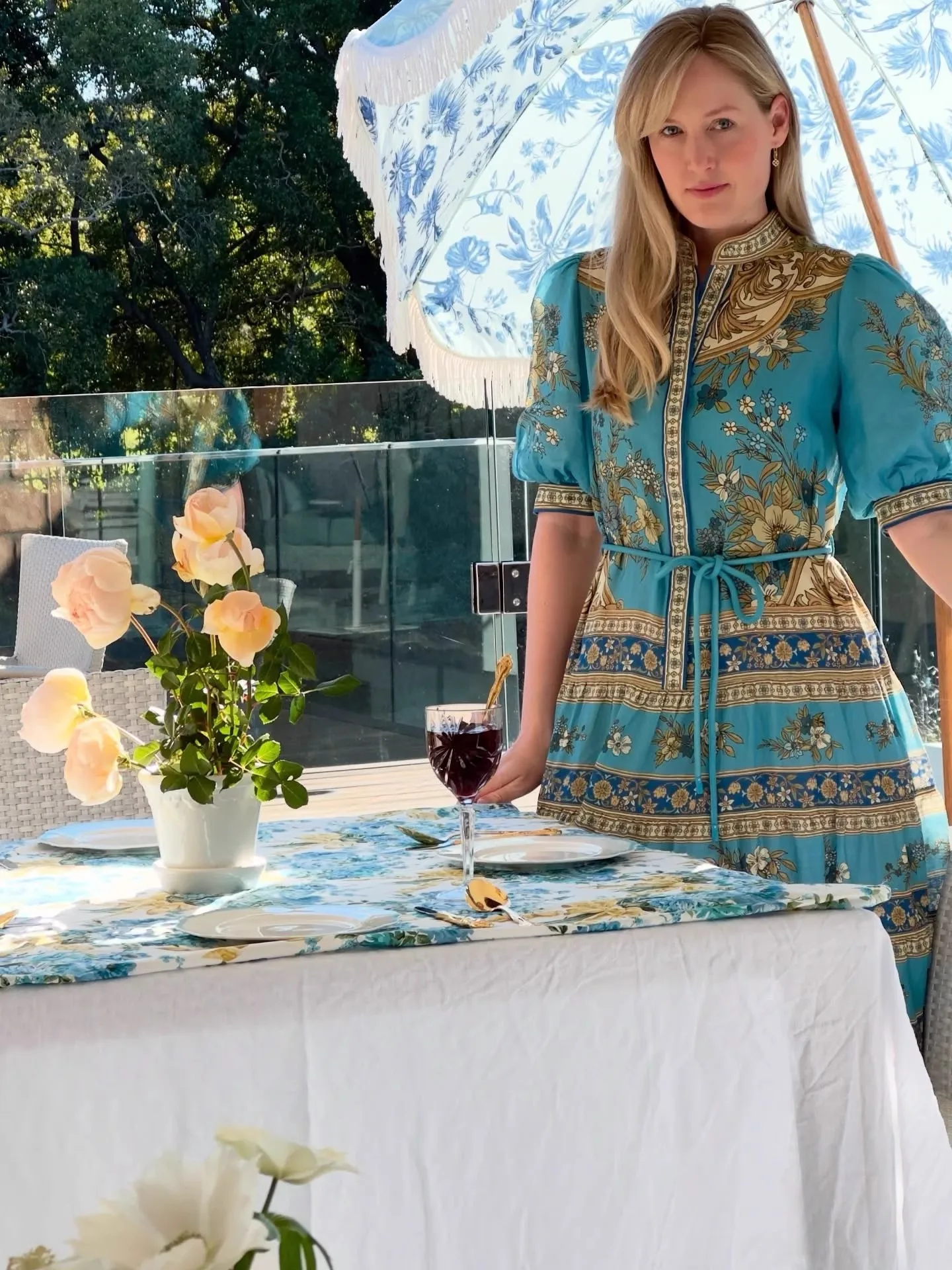 Abito in ramie da donna estivo di alta qualità con stampa blu a maniche corte splendida gonna lunga 2025