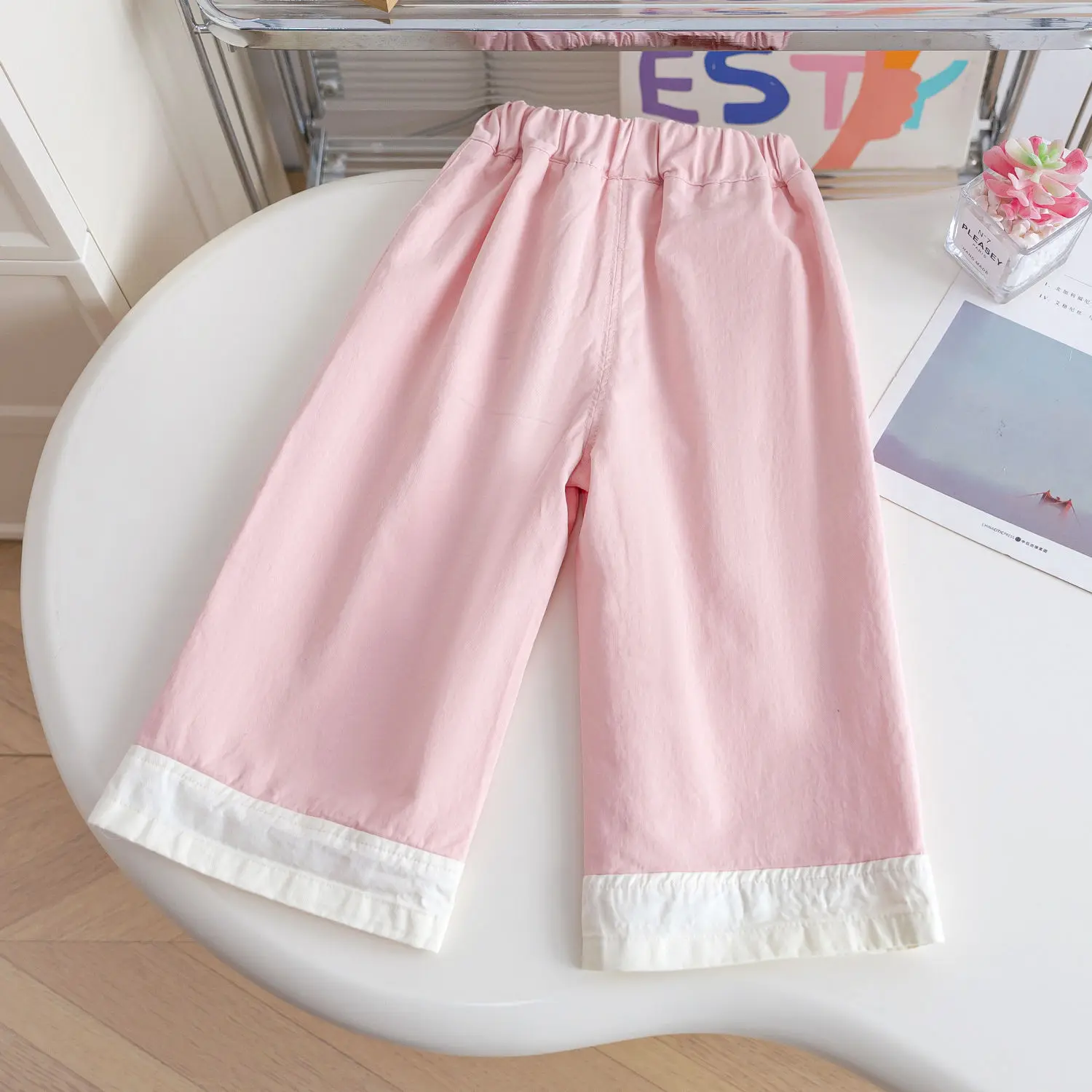 لطيف طفل الفتيات الكرتون التطريز السراويل الربيع الصيف فضفاض السراويل المستقيمة غير رسمية 2025 جديد الفتيات السراويل 1-6 سنوات