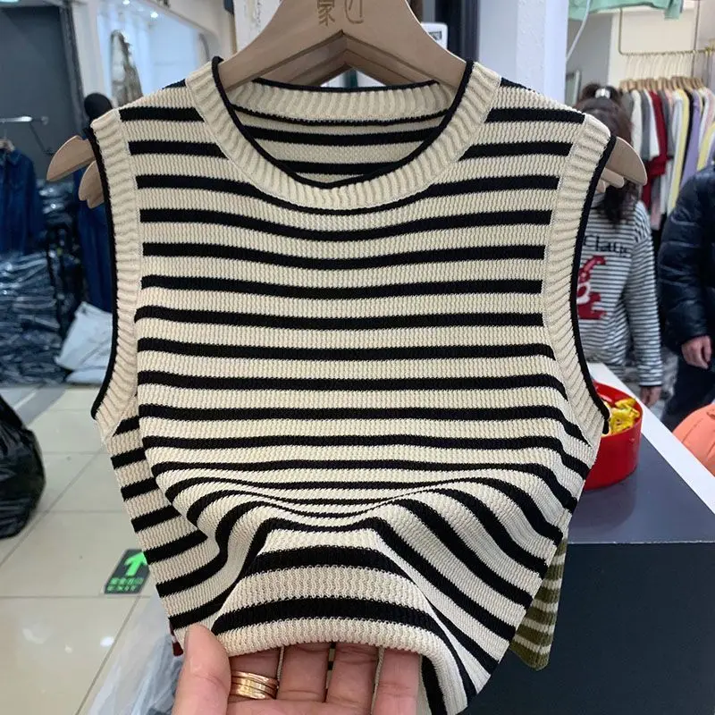 2026 New Basic Bottoming Striped Chain Elasticity Vests Women Tank & Camis Summer Wild Crop Short Tops