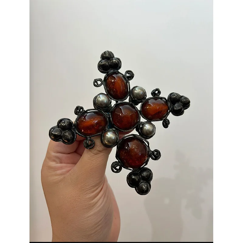 Retro Gunmetal Cross Brooch Pendant Faux Amber Pearl Vintage Outerwear Decor Women Jewelry