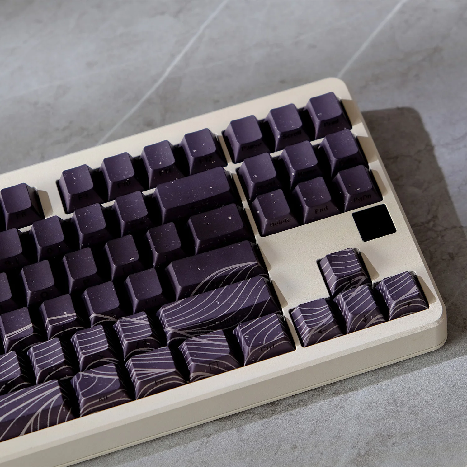135 مفتاحًا شروق الشمس PBT أغطية مفاتيح مزدوجة النار طباعة جانبية تألق من خلال غطاء مفاتيح ملف تعريف الكرز لأغطية لوحة المفاتيح الميكانيكية MX Switch