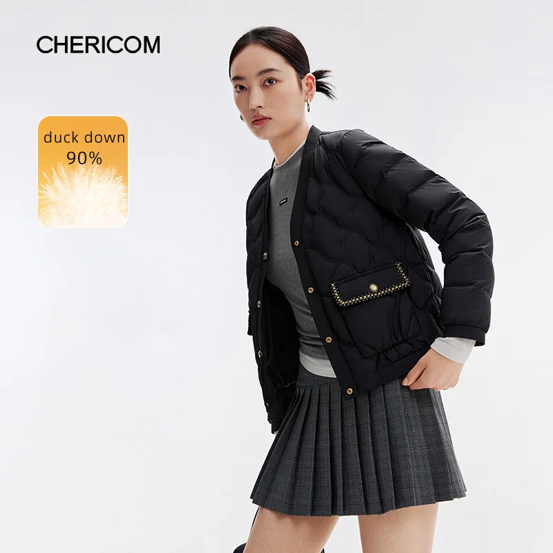 

Chericom Lightweight Down Jacket Women Pocket Buttons V-neck Short Lightweight Padded Jackets Elegant Fashion Down Coat Y309030Y