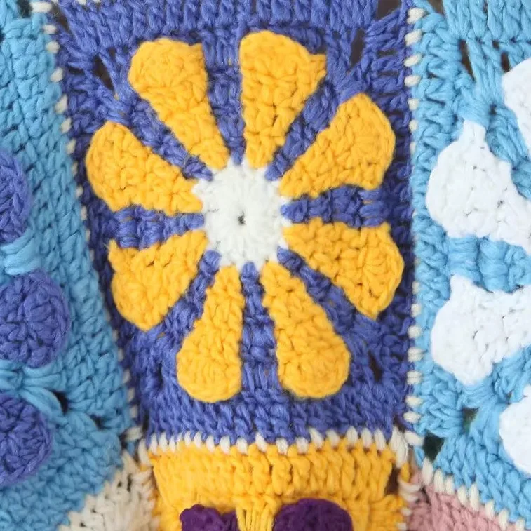 TIYIHAILEY Strickmantel für Damen, handgefertigt, Frühling und Herbst, Oberbekleidung, volle Ärmel, Blumen-Strickjacke, 2025, neuer lockerer Kurzmantelpullover