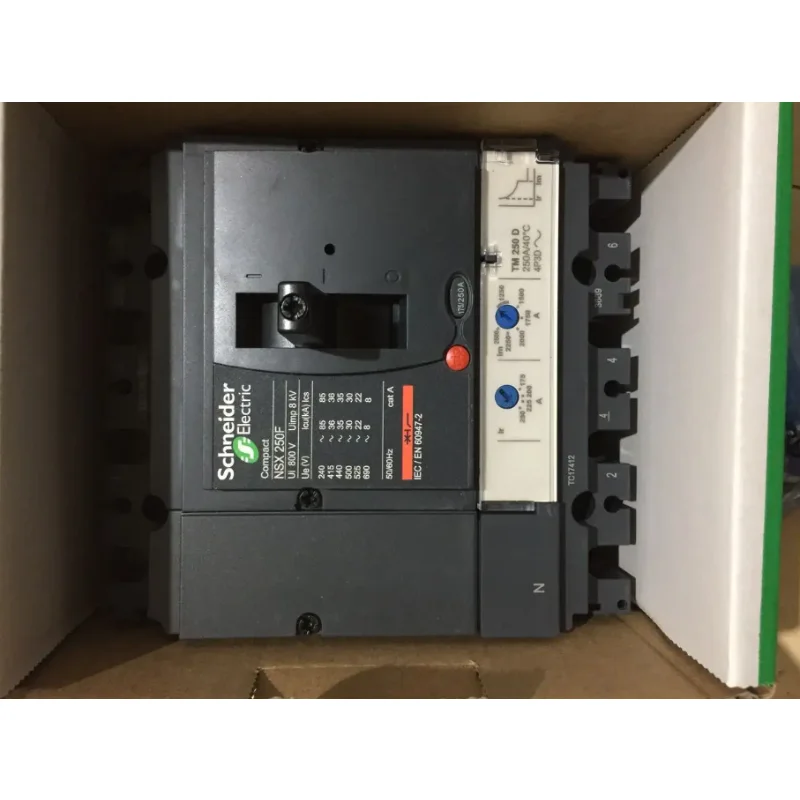 TM262M15MESS8T Schneider Motion Controller TM262M15 25 35 L01 10 20MESS8T