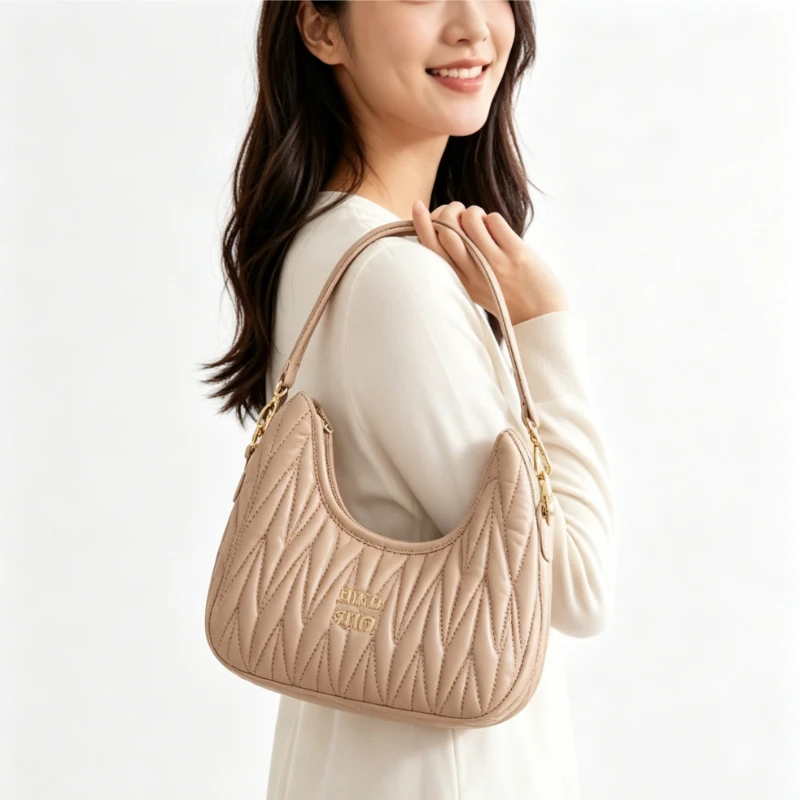 Fashionable Commuter Diaper Bag Unique Leisure Leather Shoulder Purse Trendy Letter Logo Handbag For Ladies Party