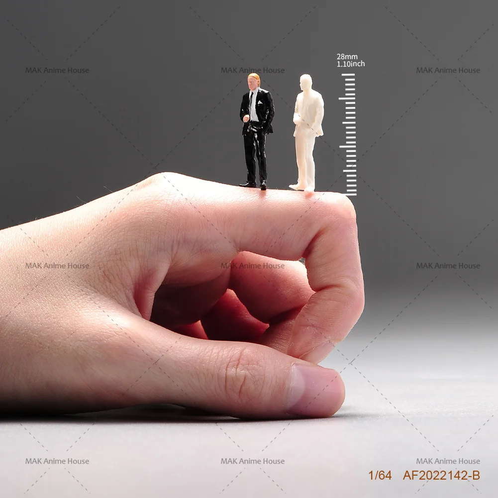 Handmade 1/64 Travel/Suit/Recliner Man Women Painted Diorama Figure Model Miniature Creative Photography Car Model Matching
