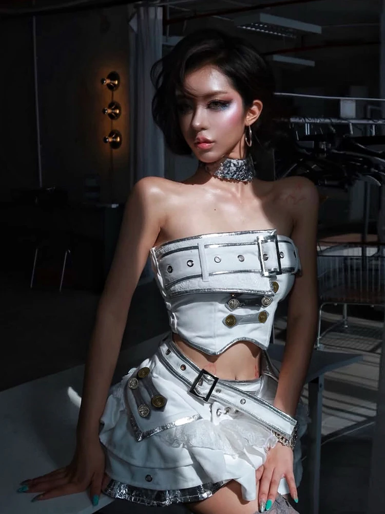 Weird Puss Tanktops mit Gürtelschnallen-Dekoration für Damen, doppelreihig, unregelmäßiger Saum, schmal geschnitten, für Musikfestivals, modisch, heiß, Streetwear – Detail 11