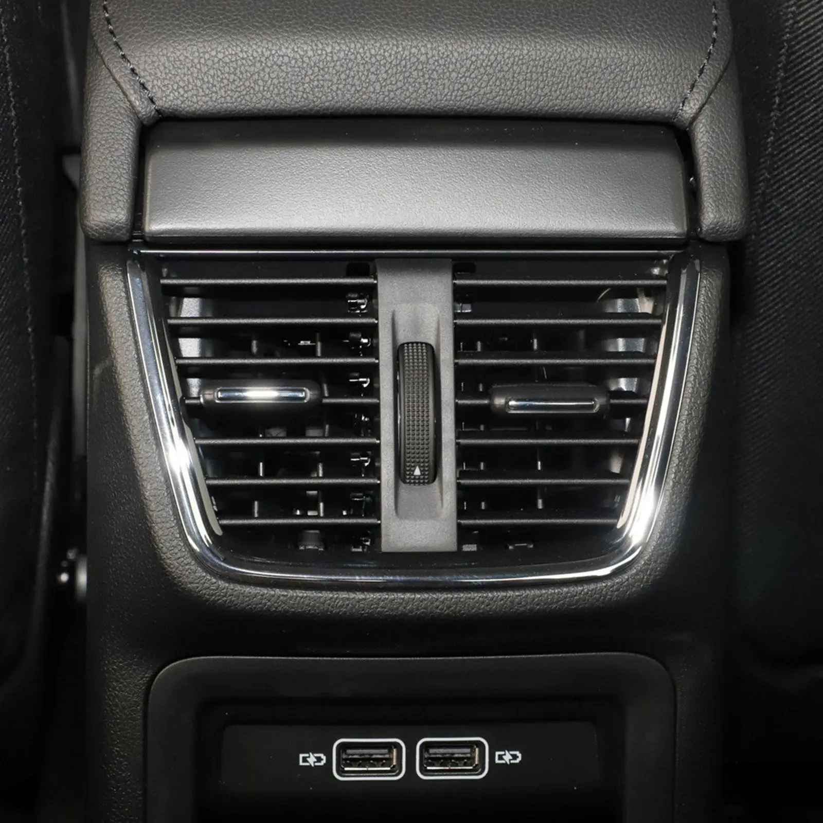 

Rear AC Vent Frame Durable Black Armrest Air Conditioner Outlet for Skoda Octavia 2015 Plus 5E0819203