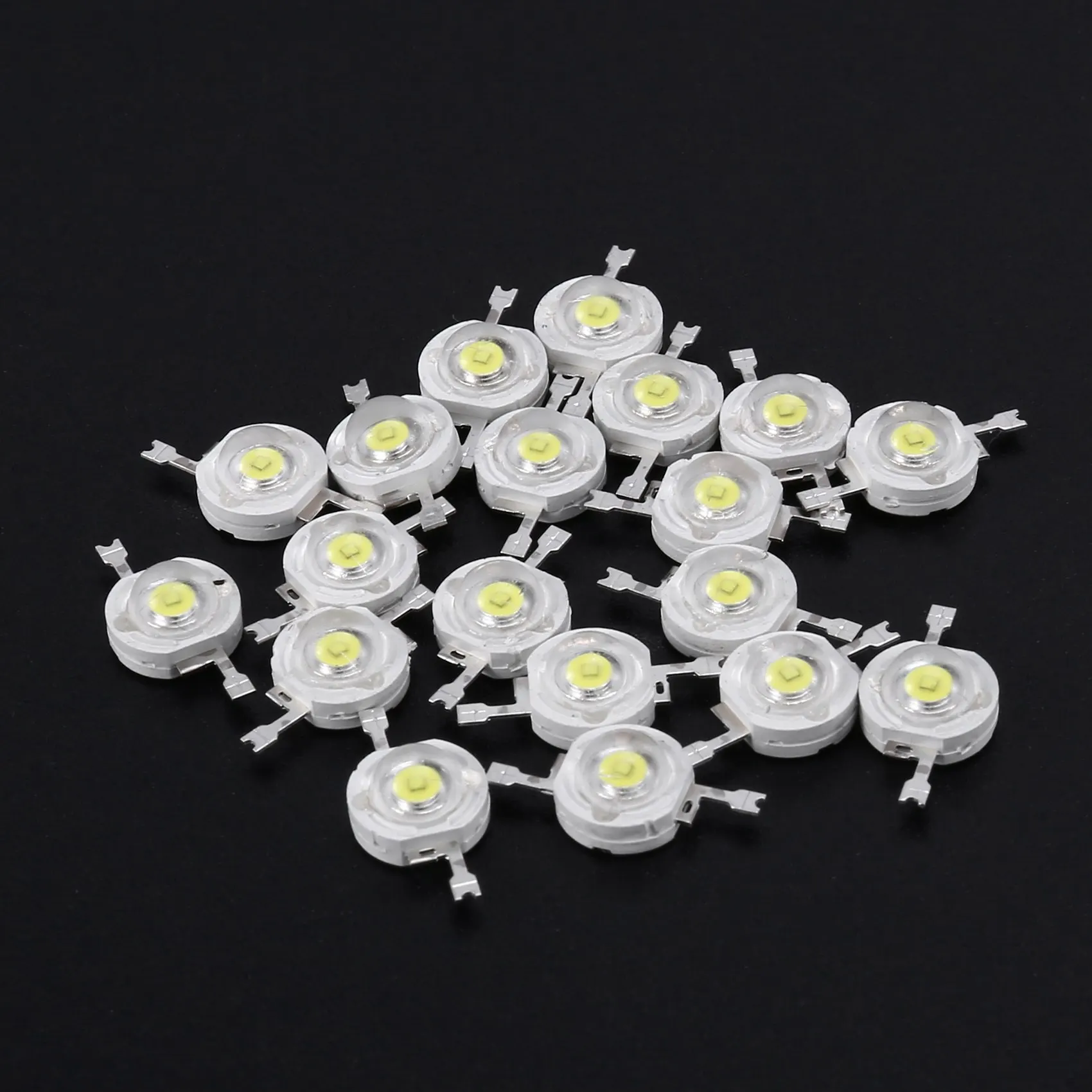 20 Pcs emettitori di perline LED bianchi ad alta potenza 2 Pin 3W 170-190Lm 6000K