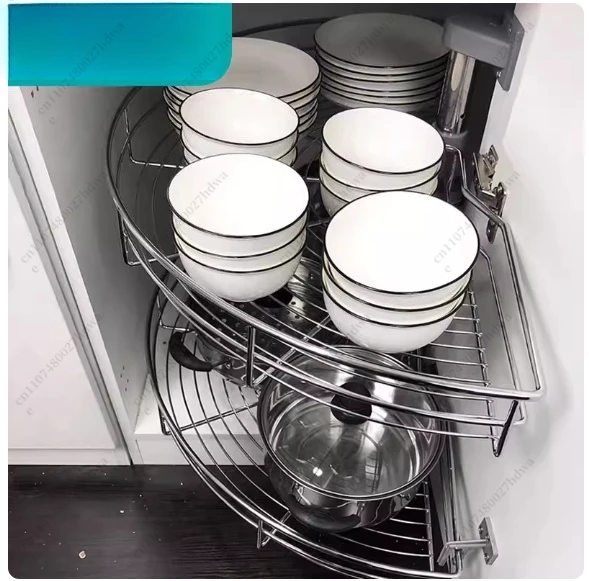 The Arc-shaped Pull-out Basket in The Corner of The Cabinet Can Be Rotated 180 Degrees for A Double-layer Storage Rack