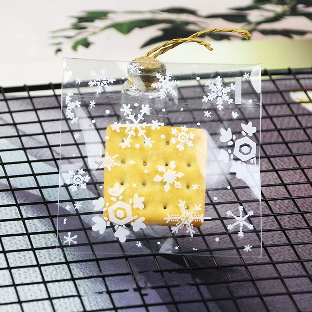 

200pcs Snowflake Cookies Bag Clear Candy Bags Packing Bakery Christmas Wrapping Gift Transparent Holiday Party Favor Self