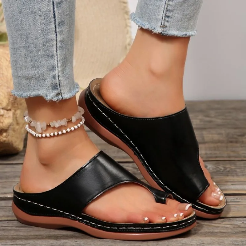 Women's Sandals Slip on Toe Loop Mules Smooth Upper Casual Daily Walking Footwear Asymmetric Strap Contrast Stitching Flat Shoes