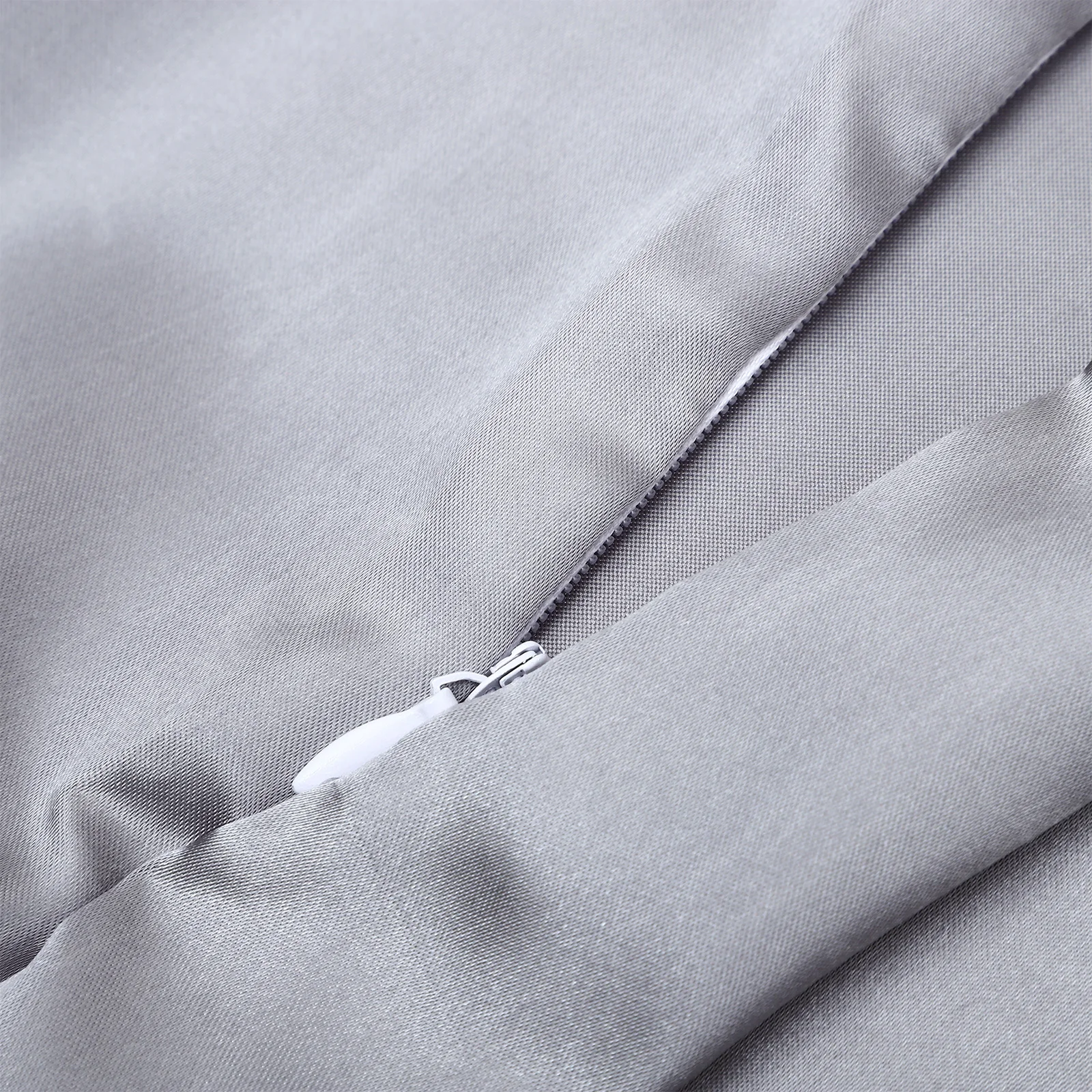 

2 Pcs Silk Pillowcase 20x29 Silver Gray Polyester Bed Pillow Cover Zipper Design Washable Comfortable Breathing