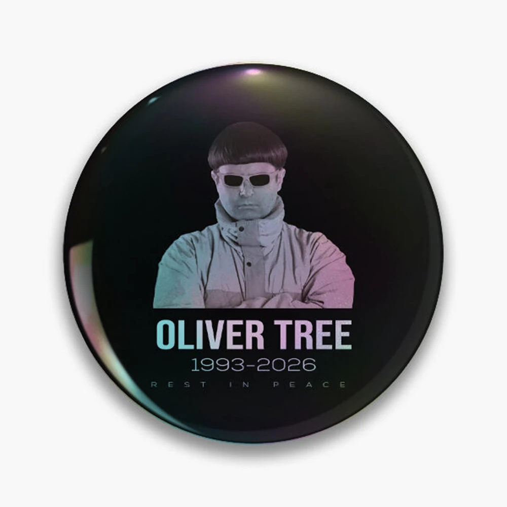 Rest in Peace Oliver Tree Pin Holographic Star Heart Pin Brooches Laminated Button Fashion Accessory