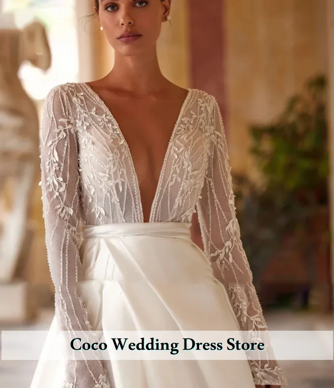 Gaun Pengantin A-Line Eksklusif yang Dikustomisasi, Kerah V, Lengan Panjang, Belahan Samping, Gaun Pengantin dengan Ekor Pendek, Vestidos De Novia