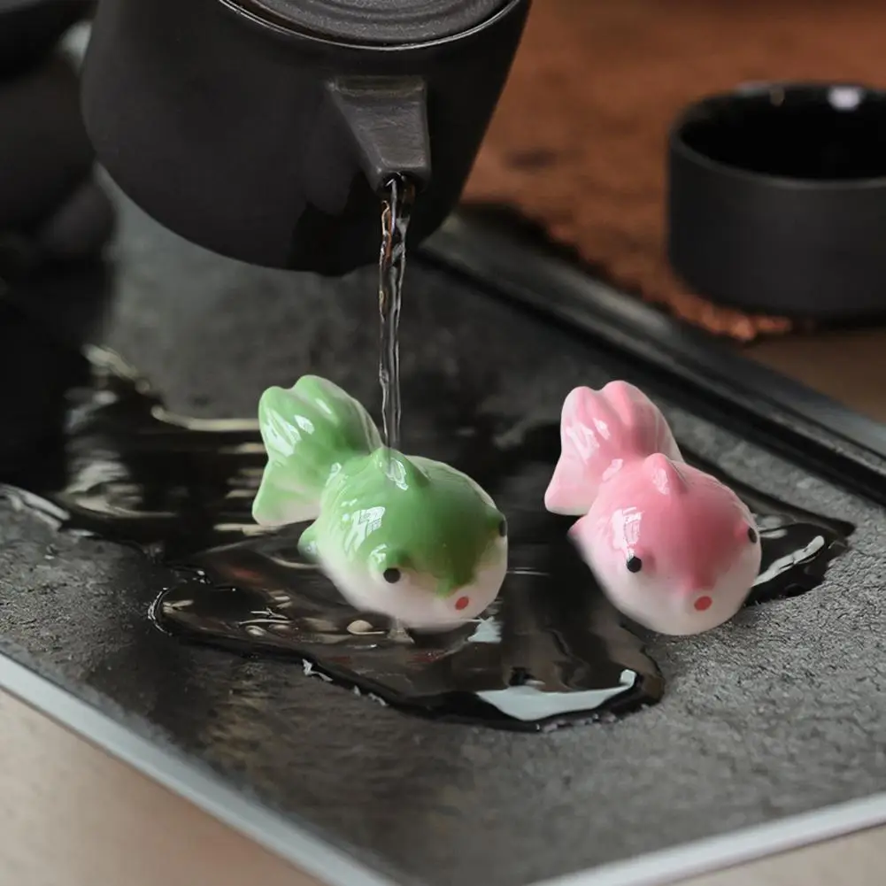 Tea Pet Ornament Shape Ornament Ceramic Tea Pet Figurine Set Mini Fish Duck Crab Sculpture Kung Fu Tea Tray Decoration for Home