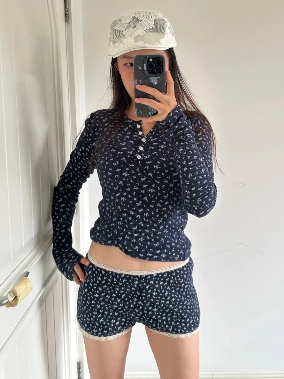 

Floral Waffle T-shirt Shorts Pajamas Set Woman Buttons Long Sleeve Slim T-Shirt+Lace Trim Straight Short Pant Sweet 2 Piece Sets