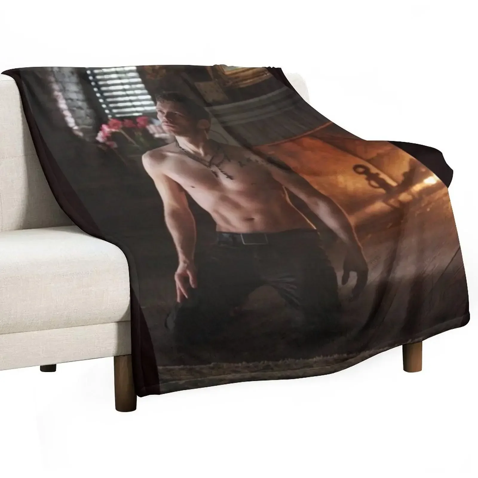 

klaus mikaelson Throw Blanket Luxury Designer for winter Large Blankets