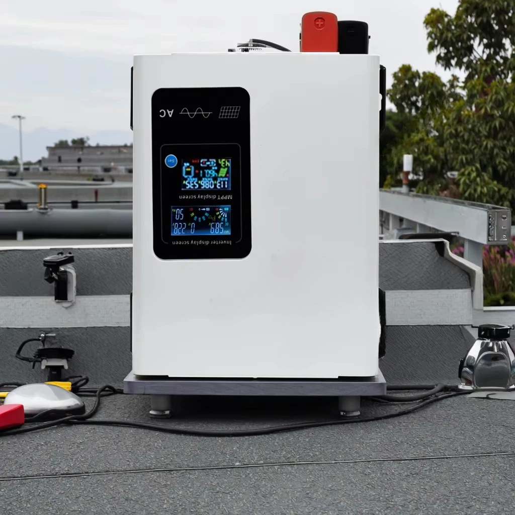 Hybrid 2KW Inverter 12V 24V 48V DC Solar Charge Controller 60A MPPT LCD Display Pure Sine Wave for Off-Grid Solar Dual Single