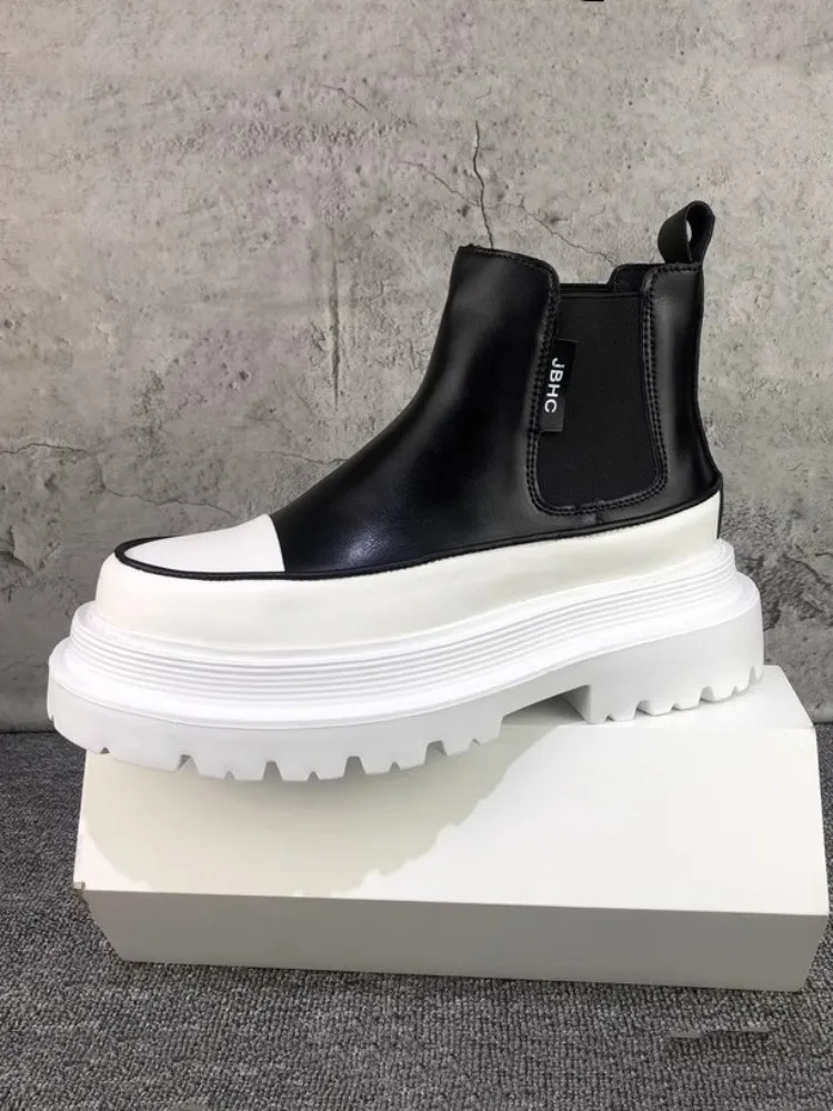 Sepatu bot kulit asli Hip Hop pria, sneaker atasan tinggi kasual musim semi musim gugur, Slip On, dasar tebal penambah tinggi