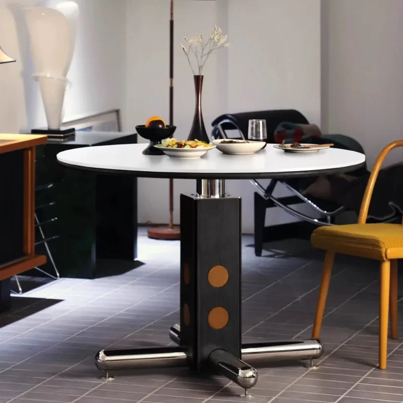 丸テーブル、レトロ、小さなアパート、金属製の脚、丸いダイニングテーブル、無垢材、岩板ダイニングテーブル