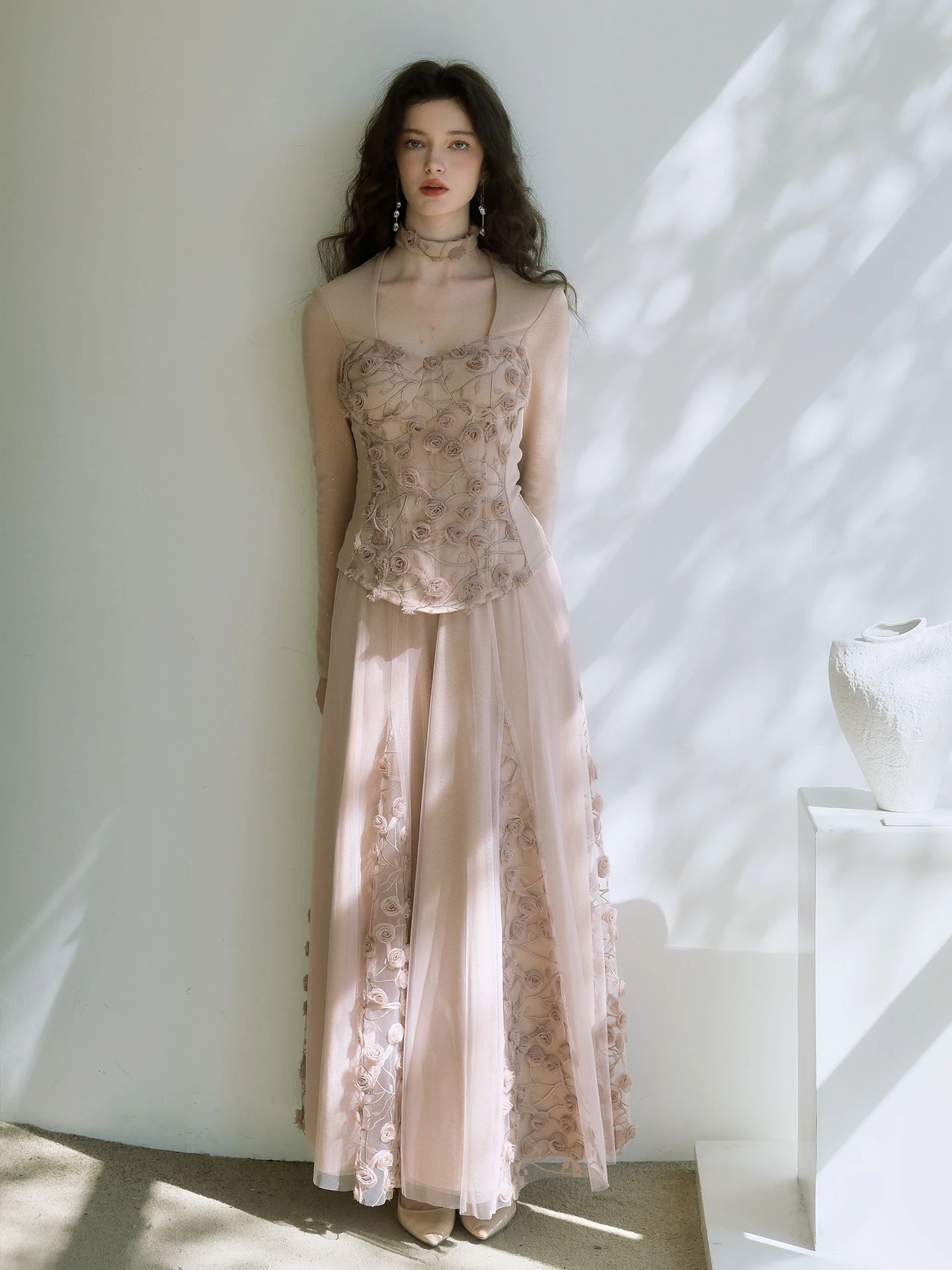 

Ele Fibone Line Trim Fit Top with 3D Flower Decoration And Tulle Skirt Two Piece Set for Women Sli French Sle Fas...