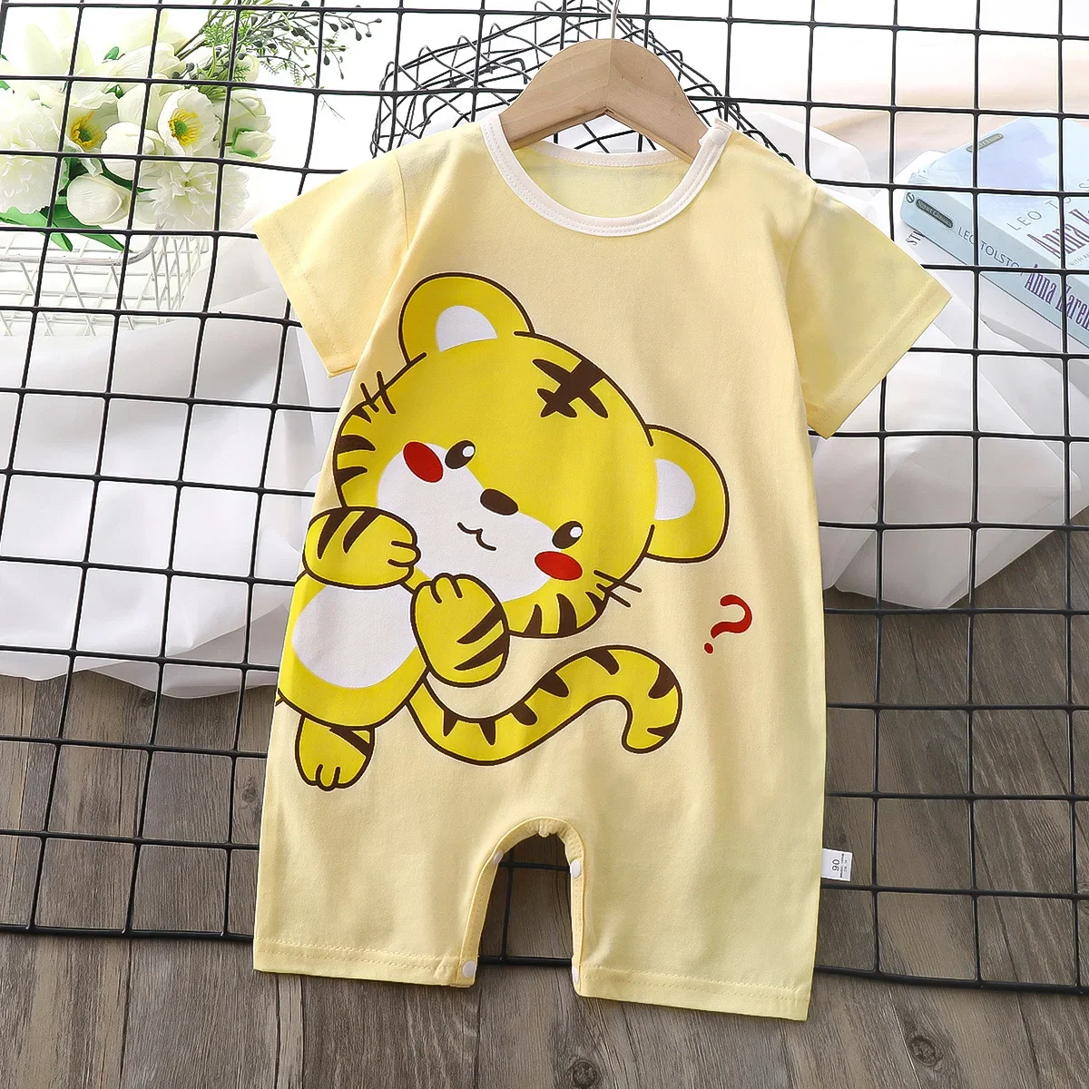 

2023 New Baby Romper Cotton Summer Boys Girls Thin Section Female Short-sleeved Children's Jumpsuit Romper