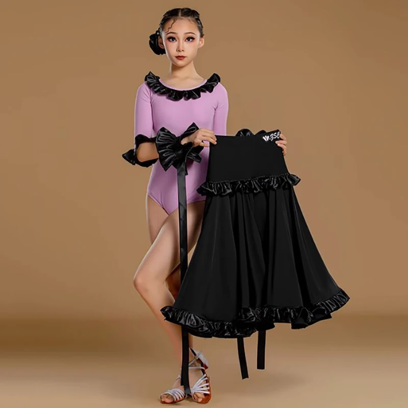 Kinder Mädchen Walzer Tango Gesellschaftstanz Professionelle Kleider Lila Schwarz Body und Rüschen Große Röcke Modernes Tanzkostüm