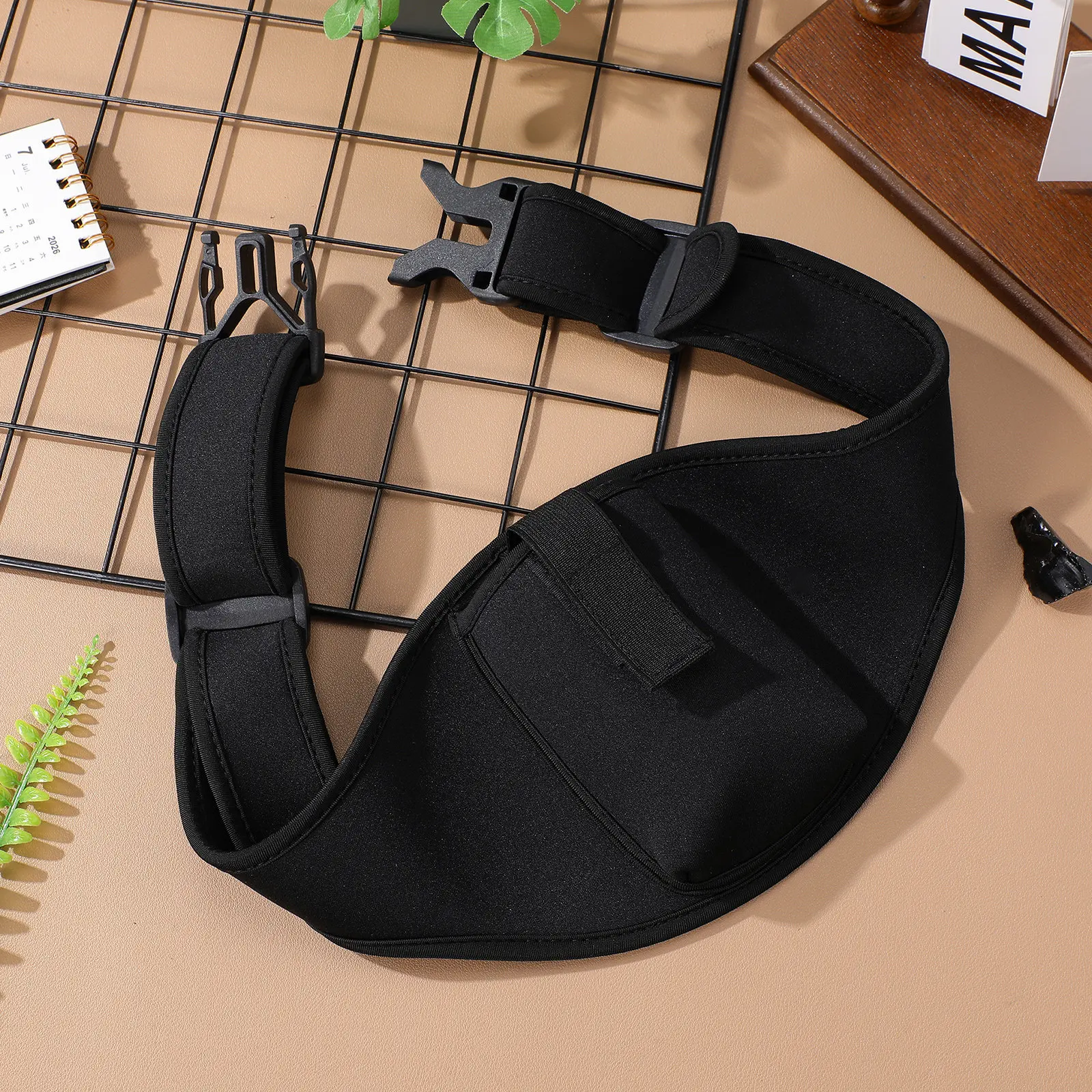 

Регулируемый неопреновый пояс для фитнеса с карманом для телефона, сумка-бананка для бега, надежное крепление для тренировок