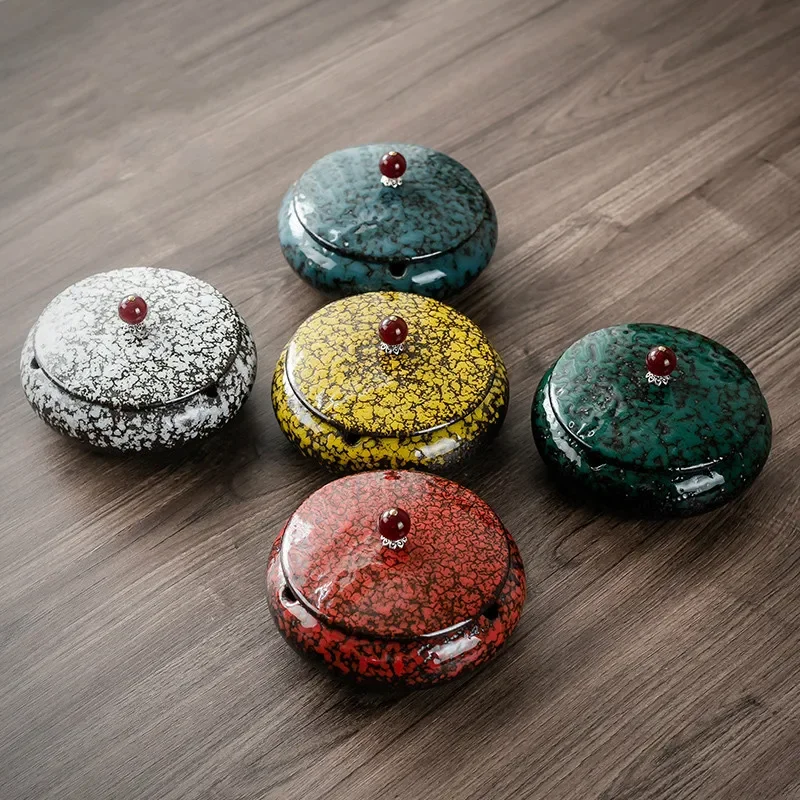 

Северная Европа круглая керамическая пепельница с крышкой для дома, гостиной, офиса, пепельница для сигар, автомобильная пепельница, инструменты для курения пепла против лета