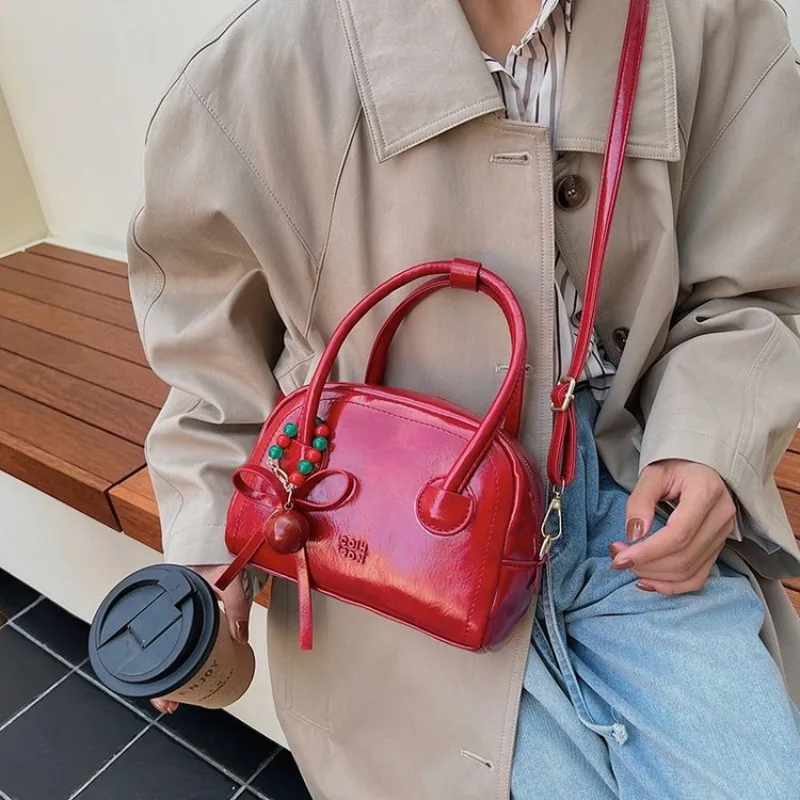 

Elegant Evening Bag For Women Formal Shoulder Bag For Ladies Dressy Handbag Purse Underarm For Nighttime Events