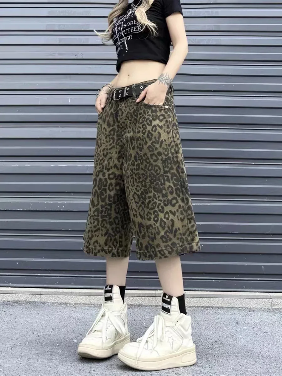 Vintage Leopard Print Design Seven-point Trousers Street Personality Trendy Jeans Shorts Women High Street American Fashion Jean