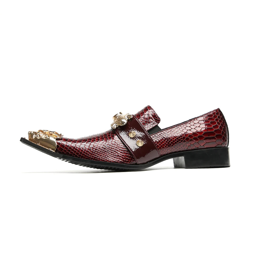 Herrenschuhe aus echtem Leder in Weinrot mit Schlangenmuster, goldener Tiger-Schnalle und violettem Edelstein-Dekor, urbanes Modeschuhwerk für Partys – Detail 9