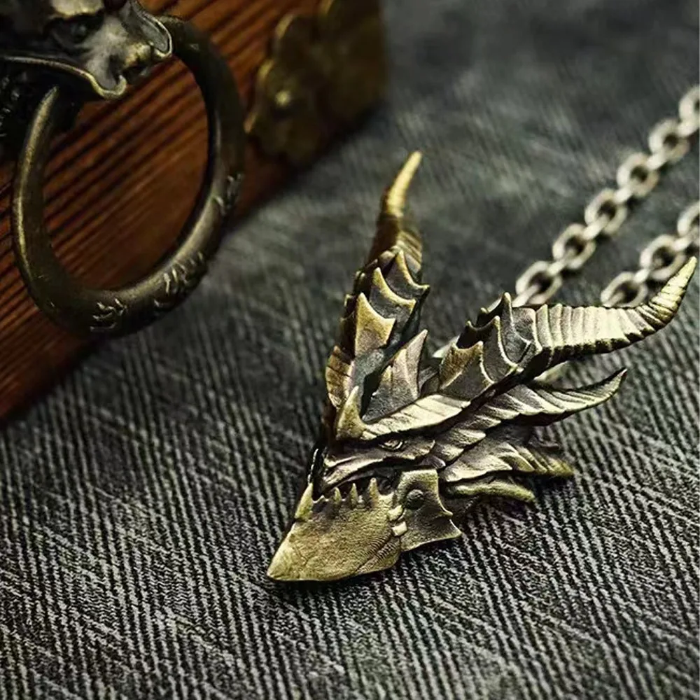 1 Pack Original Hot Selling World of Warcraft Deathwing Game Blizzard Leader Men and Women Necklace Pendant CoolJewelryWholesale - view 4