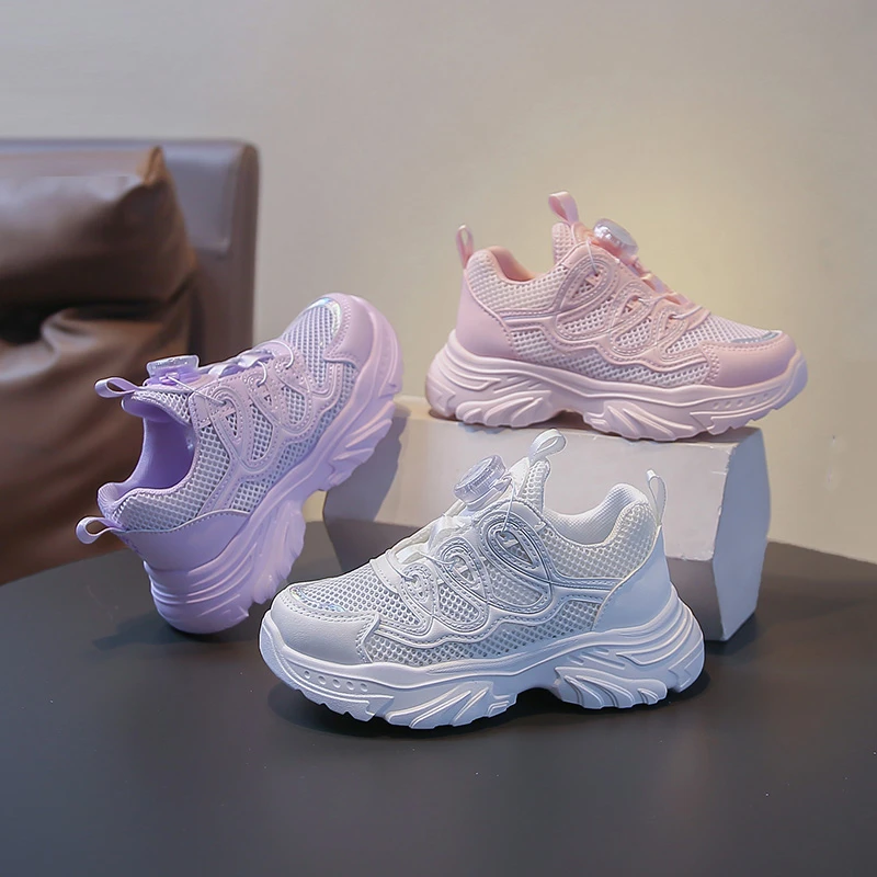 

Детские кроссовки с дышащей сеткой и поворотной застежкой для девочек, однотонные, 2026, абсолютно новые, повседневные, нескользящие