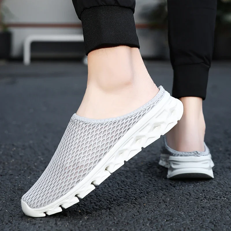 

Мужские тапочки, летние дышащие домашние домашние тапочки, мужские легкие шлепанцы на плоской подошве, модная уличная прогулочная обувь