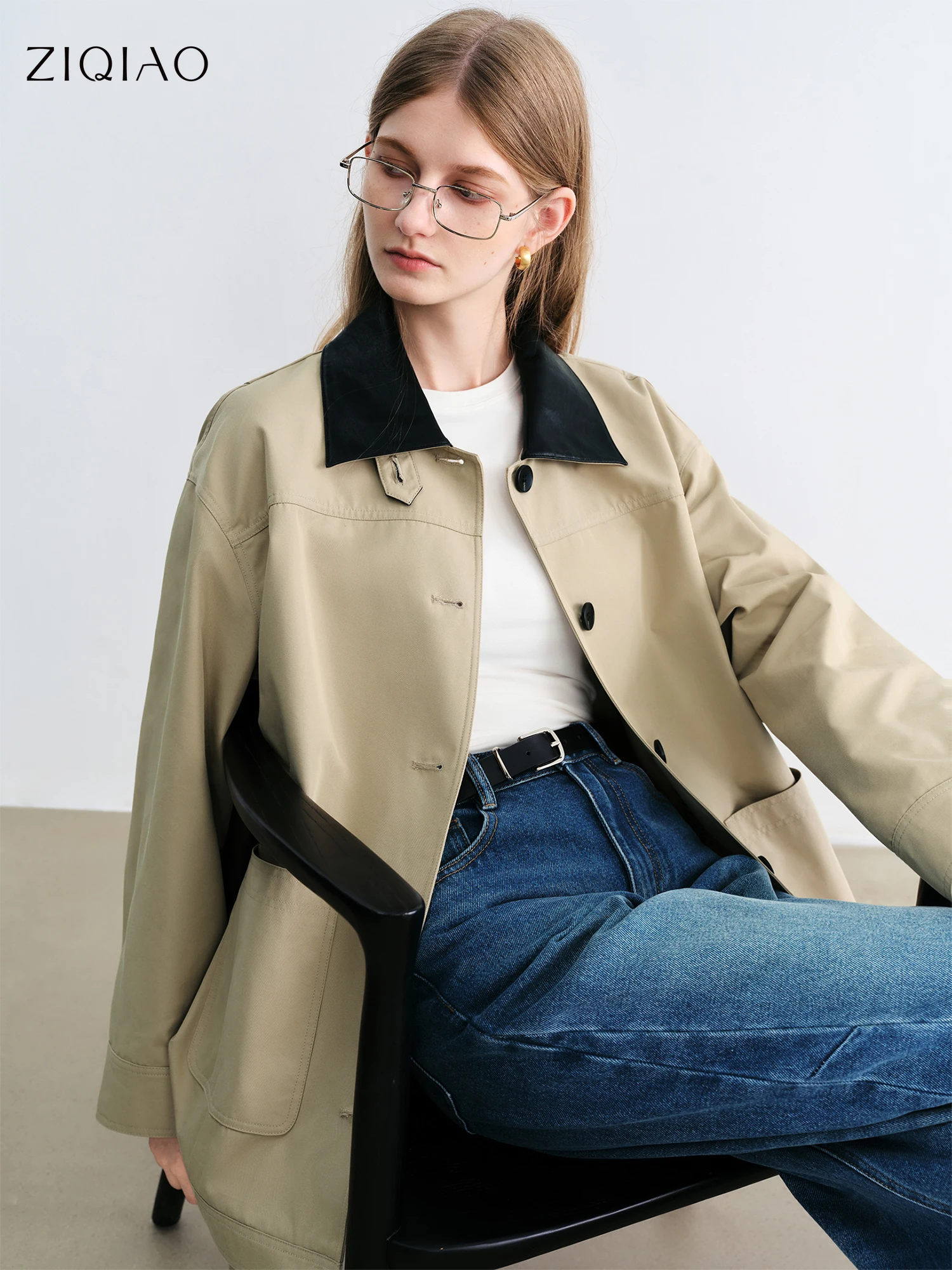 

ZIQIAO Contrast Color Stitching Barn Style Windbreaker Jacket Women 2025 New Short Coat 25ZQ93122