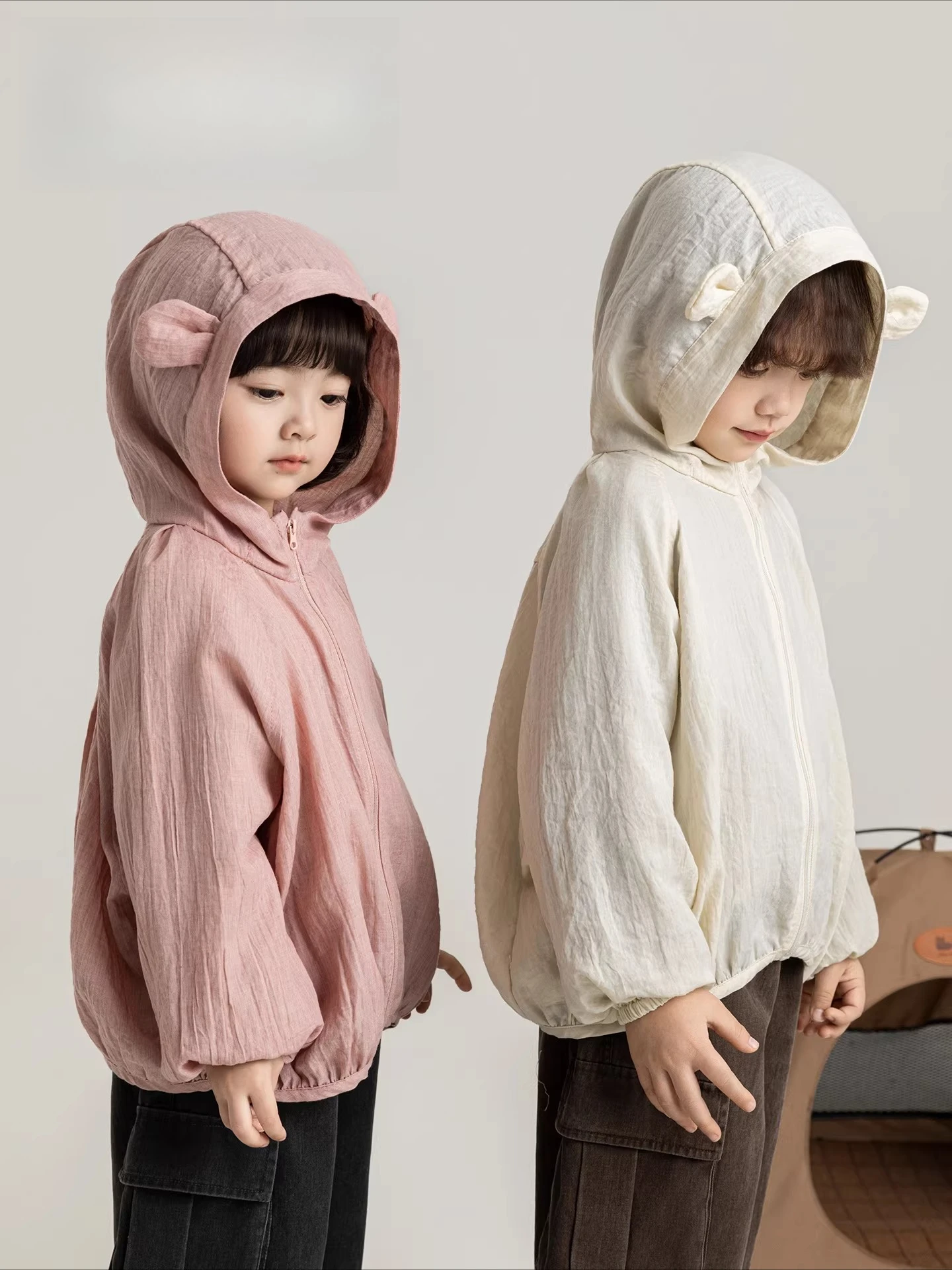 Girls' 2026 Spring New Lightweight Breathable Hoodie Loose Bat Sleeve Children's Sunshade Top
