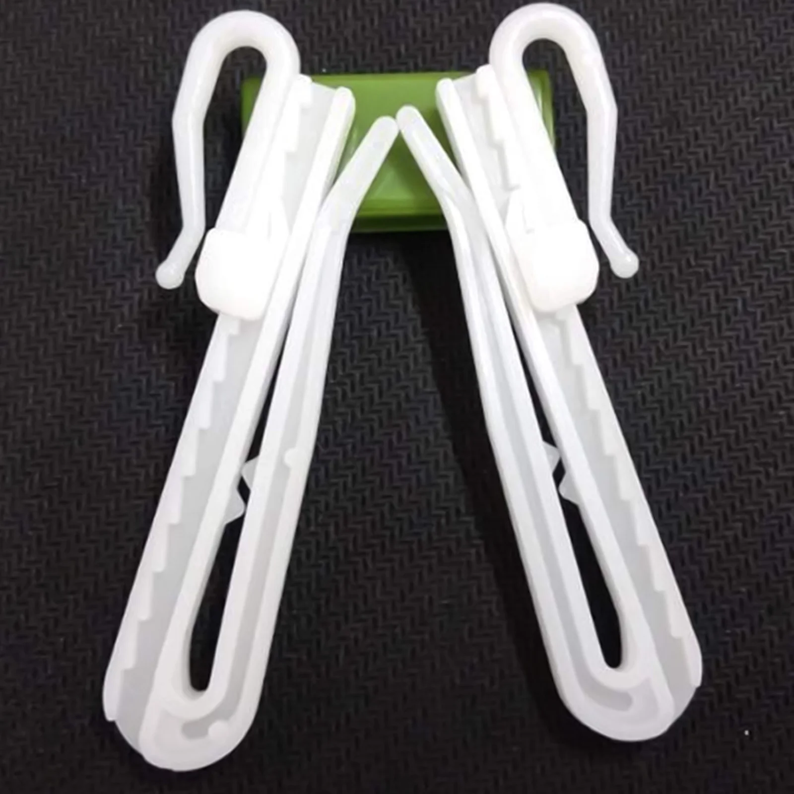 

100pcs Adjustable Hooks Plastic Drapery Hooks For Home Window Shower Curtain Holder Smooth Rounded Corner Universal Curtain