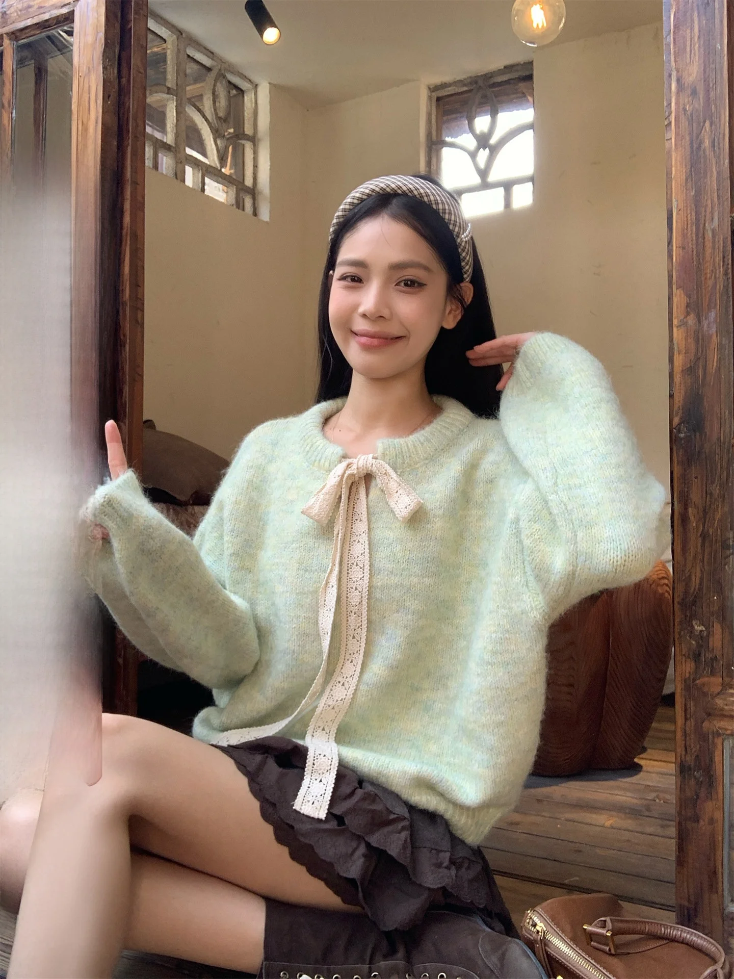 

Loose Women's Knitted Sweater with Lace Knot Casual Sle Winter Faion Comfortable Long Sve round Ne Top