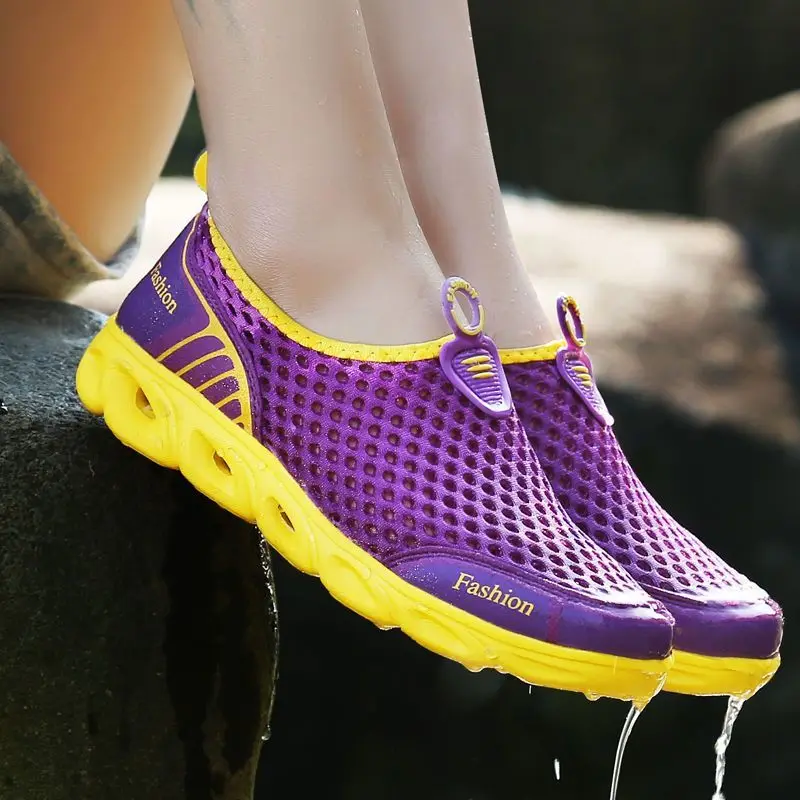 

Hot 2025 new must-have lightweight breathable wear-resistant high-quality children's casual shoes martial arts shoes Very good