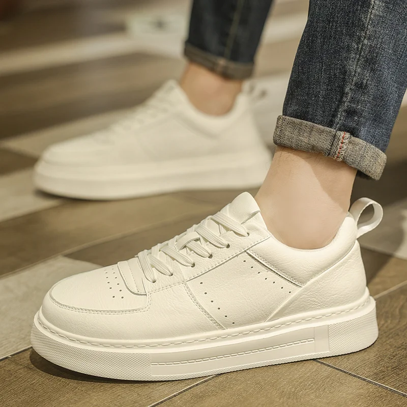 

Four Seasons Men's Board Shoes Classic and fashionable styles Outdoor leisure street Sports Trendy men's shoes Thick soled