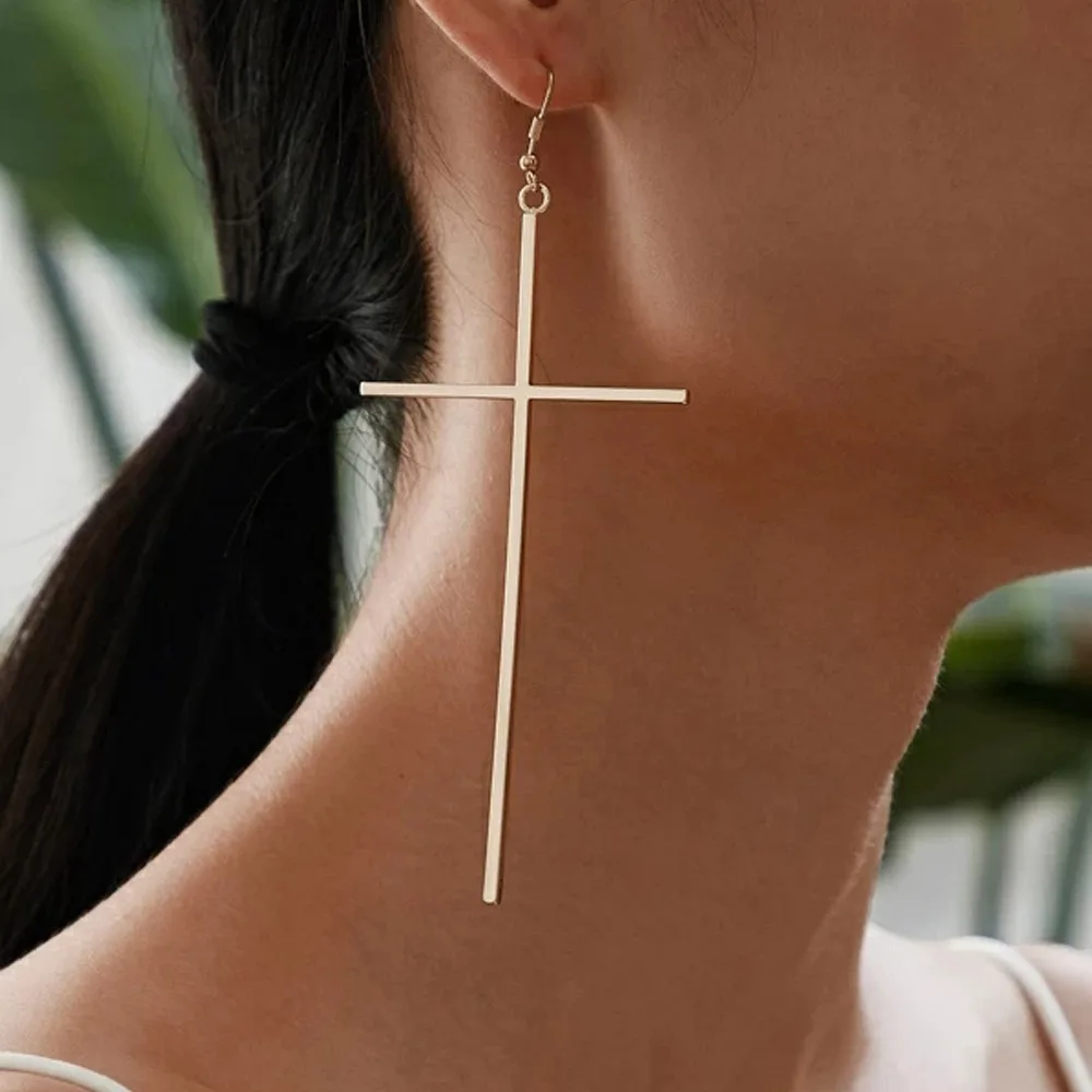 New Europe and The United States Fashion Large Cross Earrings Simple Trend Female Elegant Gold Cross Earrings Party Accessories