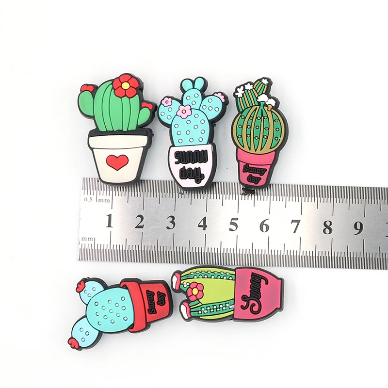 

Цельный ПВХ крокодил подвески аксессуары для обуви мультяшные растения украшения для обуви кактус булавки орнамент новогодний праздничный подарок