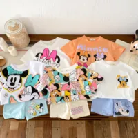 Conjunto de camiseta y pantalones Disney