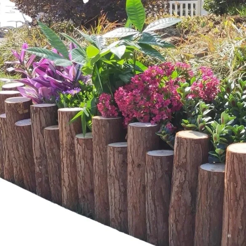 Wood fence with bark fence Solid embalming tree section Stump Courtyard Garden Outdoor