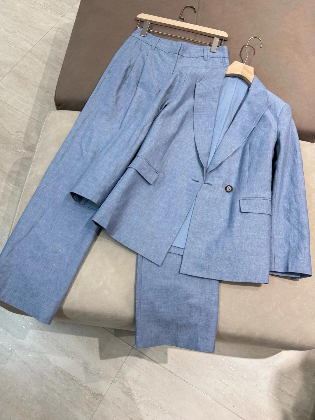 Solid color imported cotton and linen straight pants suit