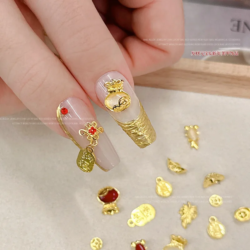 10/30PCS Glanzend Goud Nieuwjaar Fortuin Nail Steentjes Decoratie Ingots Munt Lucky Bag Chinese Knoop Goudvis manicure Ornamenten