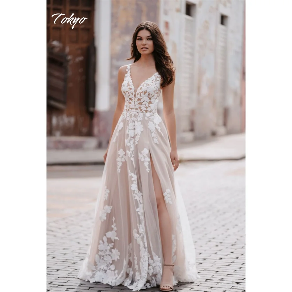 Tokyo Customized White Floral Straps Wedding Dress Sleeveless Backless Court Train Bridal Veil Side High Split Wedding Gowns